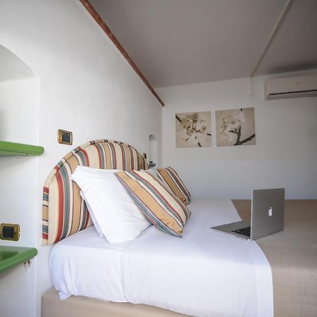 Hotel Tirreno Marina di Massa Eksteriør billede