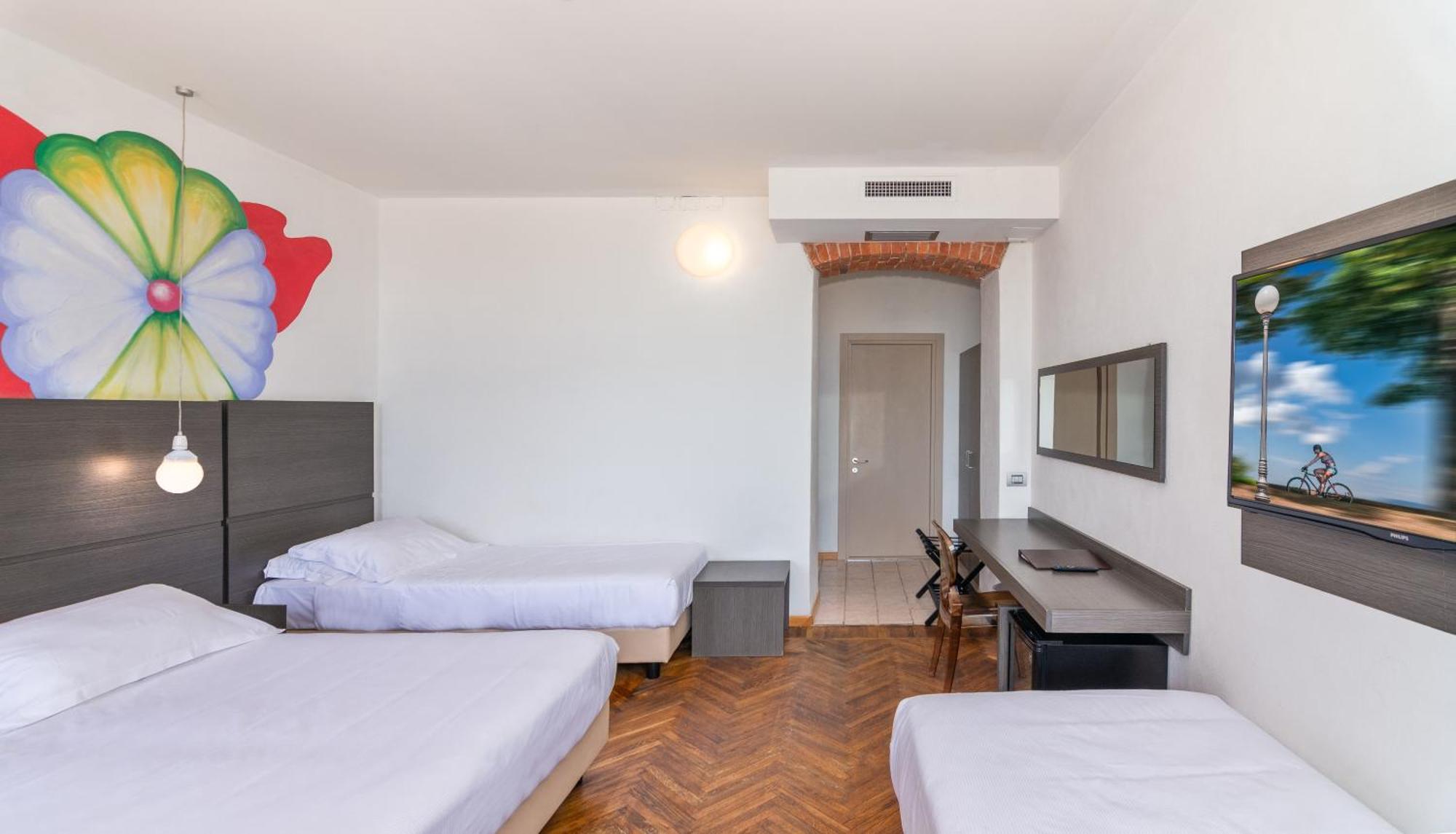 Hotel Tirreno Marina di Massa Eksteriør billede