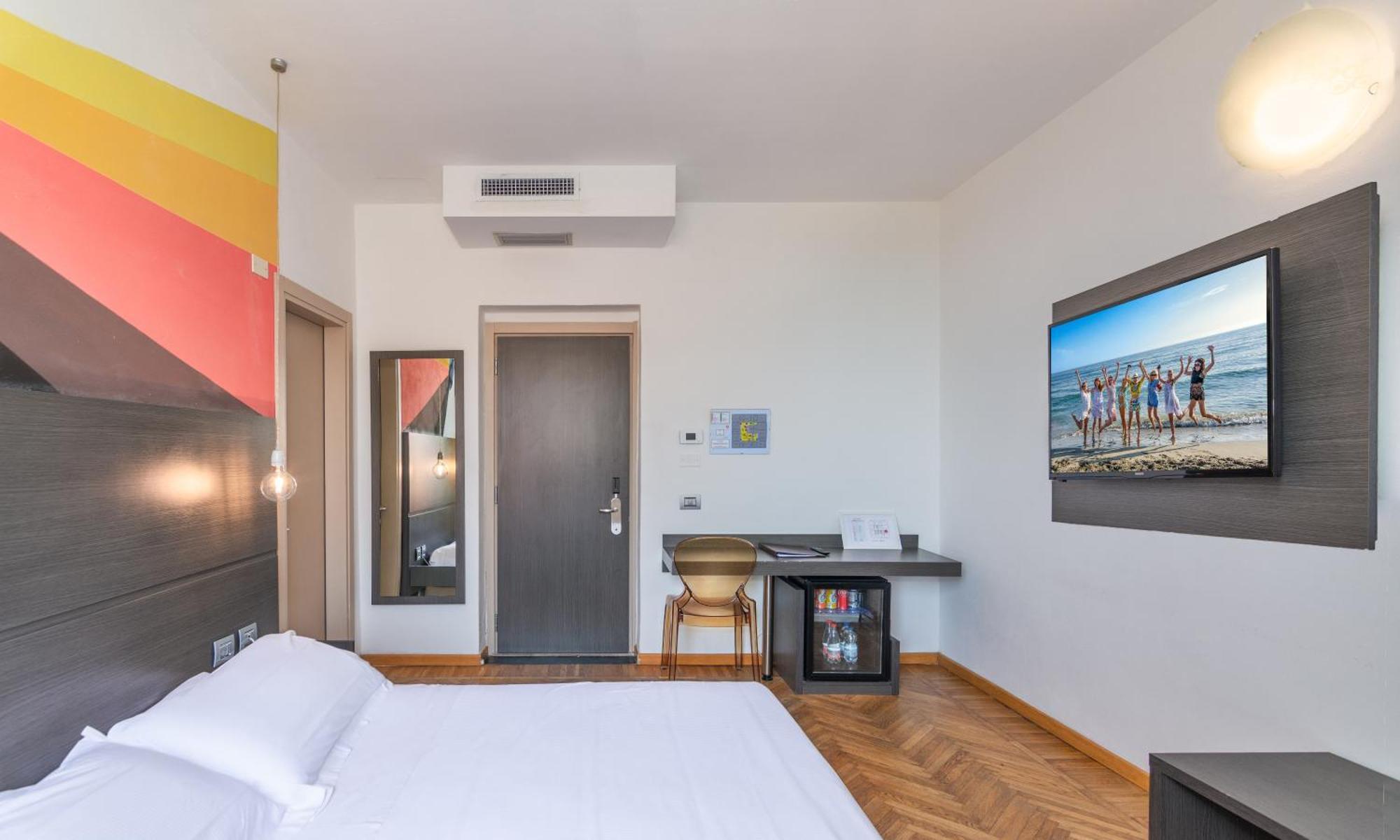 Hotel Tirreno Marina di Massa Eksteriør billede