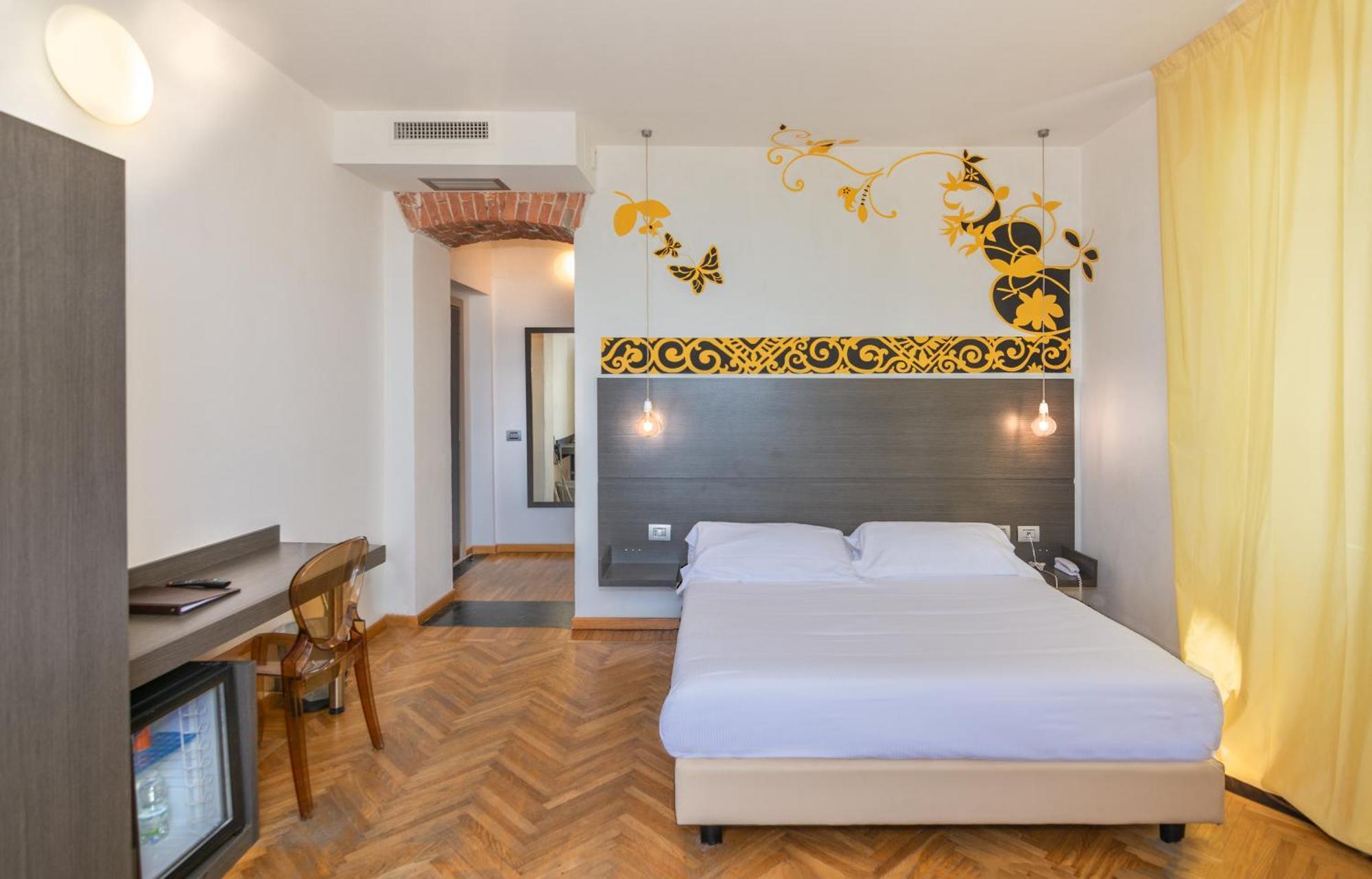 Hotel Tirreno Marina di Massa Eksteriør billede