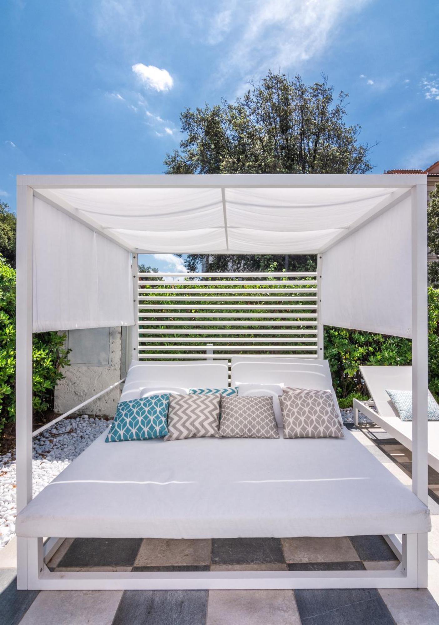 Hotel Tirreno Marina di Massa Eksteriør billede
