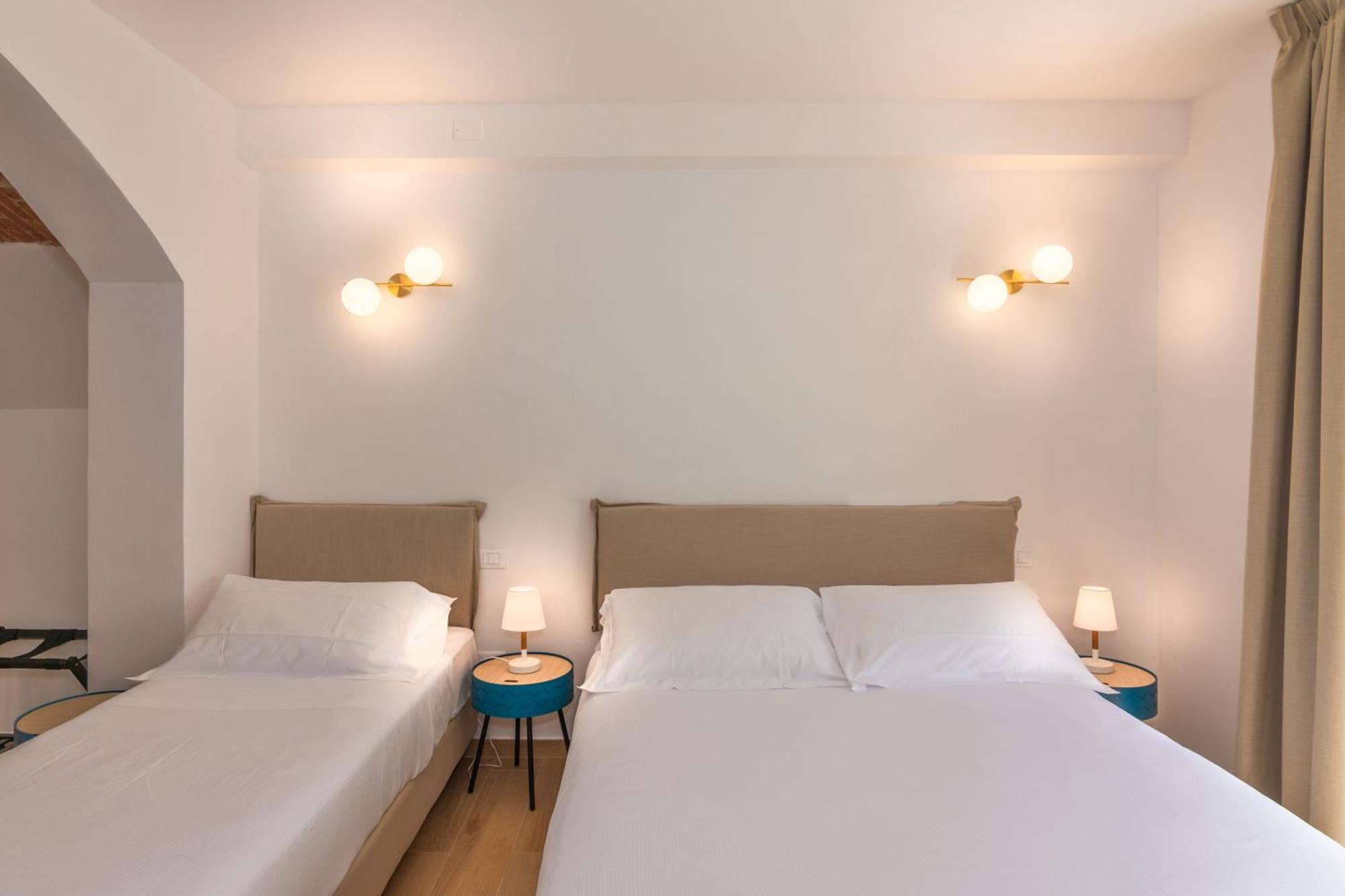 Hotel Tirreno Marina di Massa Eksteriør billede