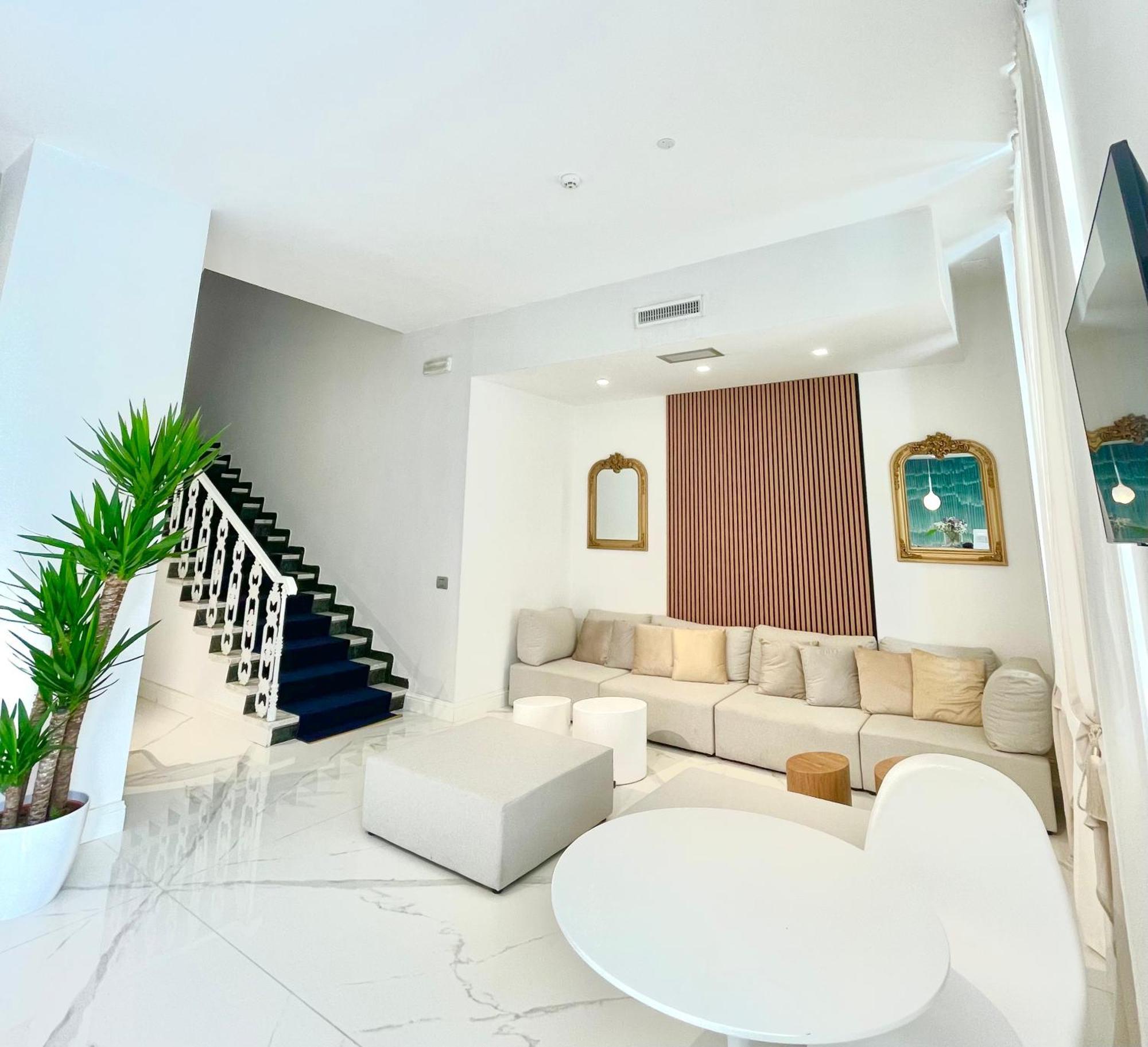 Hotel Tirreno Marina di Massa Eksteriør billede
